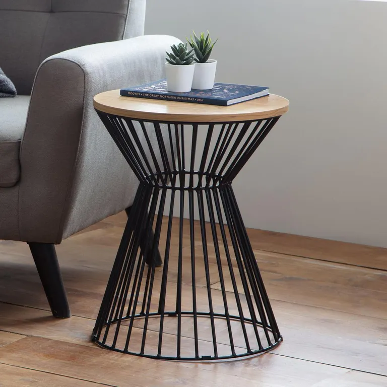 Round Industrial Lamp Table with Oak Effect Top & Black Metal Frame – Modern Side Table 40cm